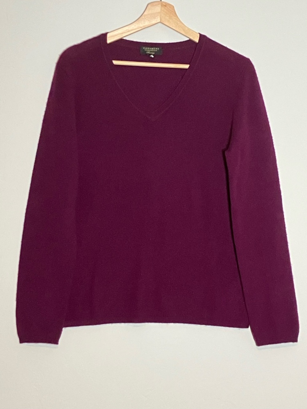 Charter Club Luxury Cashmere Sweater V-Neck Burgundy Color Womens Size L